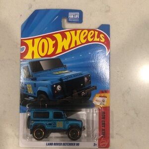 Mattel Hot Wheels Blue Land Rover Defender 90